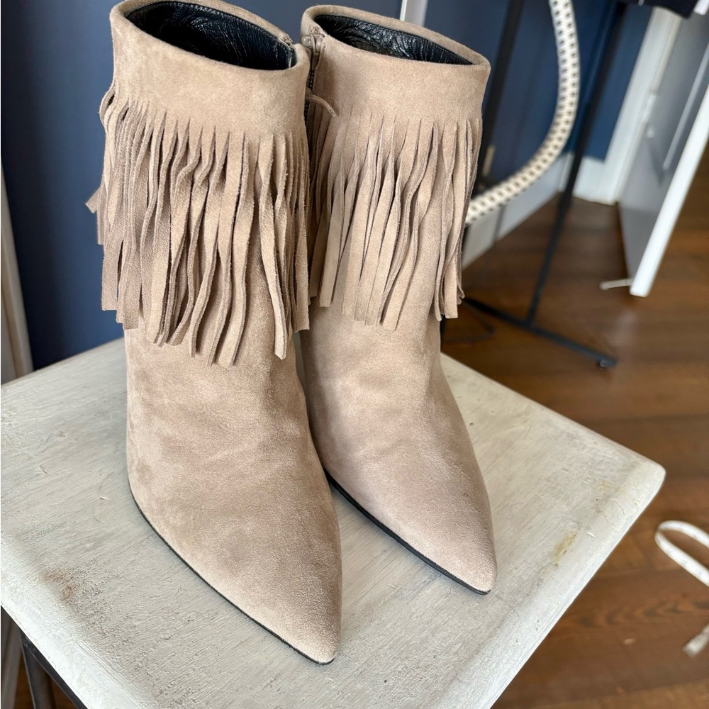 NWOB Stuart Weitzman Ankle Fringe Booties - Picture 3 of 10